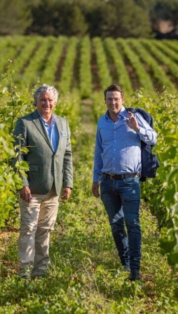 Among the many stories shared by Charles-Éric Boisseaux, one stands out : his deep love for Mourvèdre, that thrives in the climate of Bandol. 🍷
A varietal that’s powerful, complex, and inseparable from Provence itself.
@chateauvannieres
🎥 Discover more in our full interview — now on our YouTube channel (link in stories).
#hmercerimports #chateauvannieres #bandol #mourvedre #provencewine #familywinery #frenchwine #winemaker #wineheritage #wineinterview #winestories