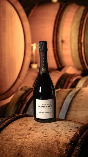 Winter in Champagne is cold, quiet, and essential. ❄️

In Verzenay and Verzy, the vines rest under a continental climate shaped by crisp winters and cool summers. Beneath them, deep chalk soils act like a natural reservoir, storing water and warmth for the growing season ahead.

At Lafalise-Froissart @champagne_lafalise_froissart , these Grand Cru slopes of the Montagne de Reims give Pinot Noir its tension, precision, and energy. Even now, with bare vines and winter light, the foundations of the next vintage are already in place.

In Champagne, patience is part of the craft. 

@champagne_lafalise_froissart 

#hmercerimports #lafalisefroissart #champagne